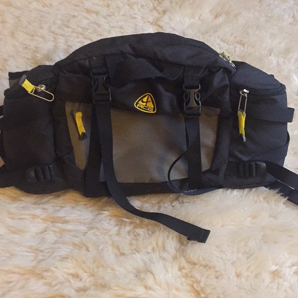 nike acg bags